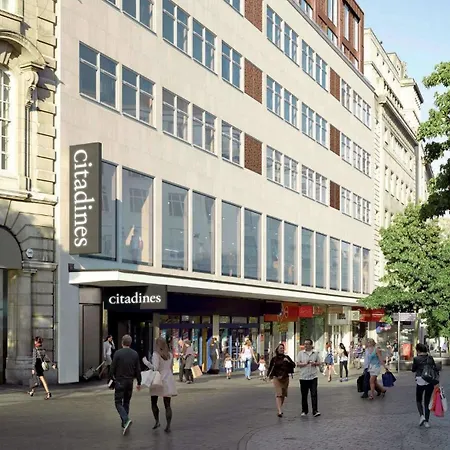 Citadines City Centre Liverpool-3